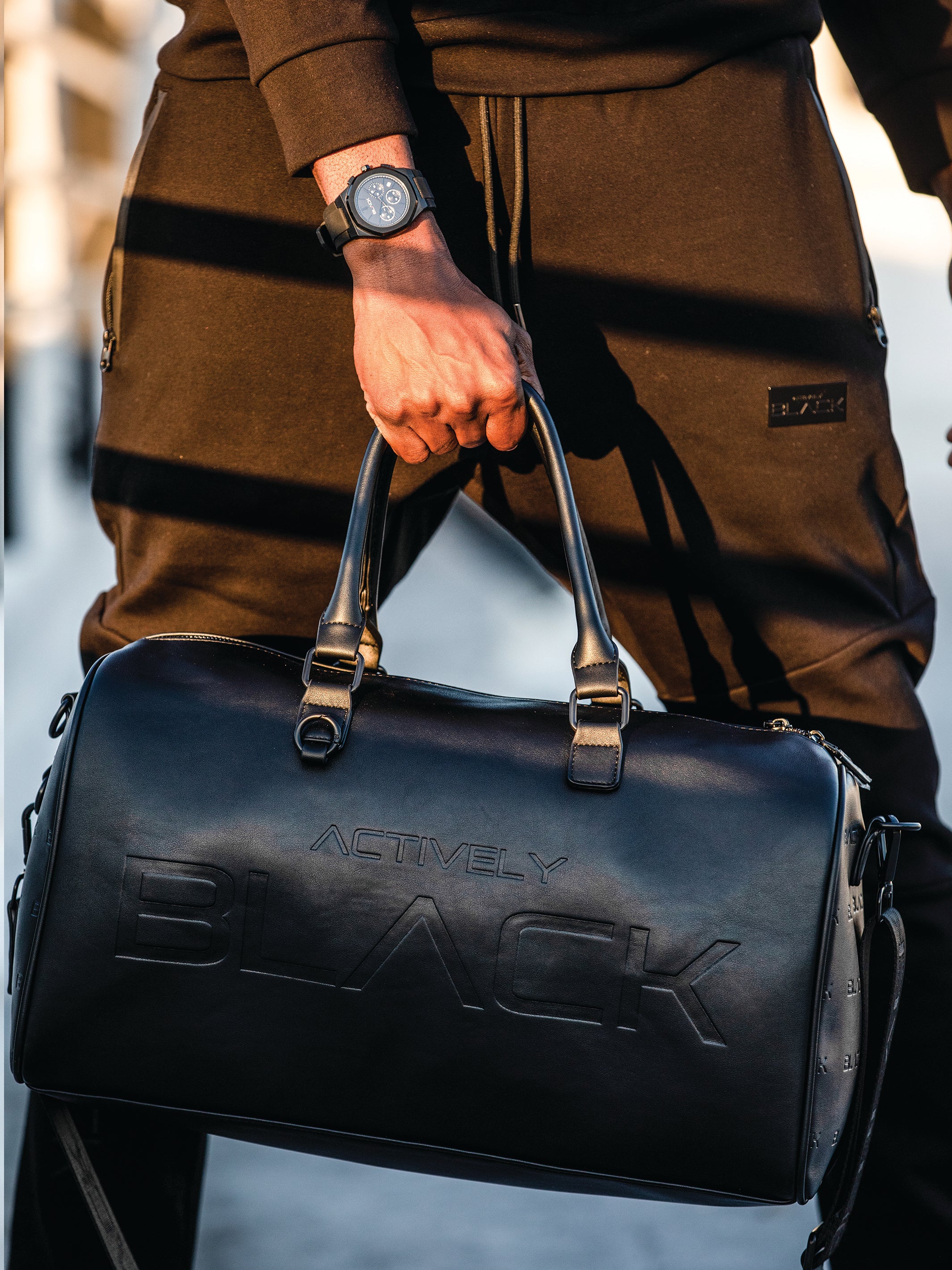 Actively Black Luxe Weekender Bag - Image 10