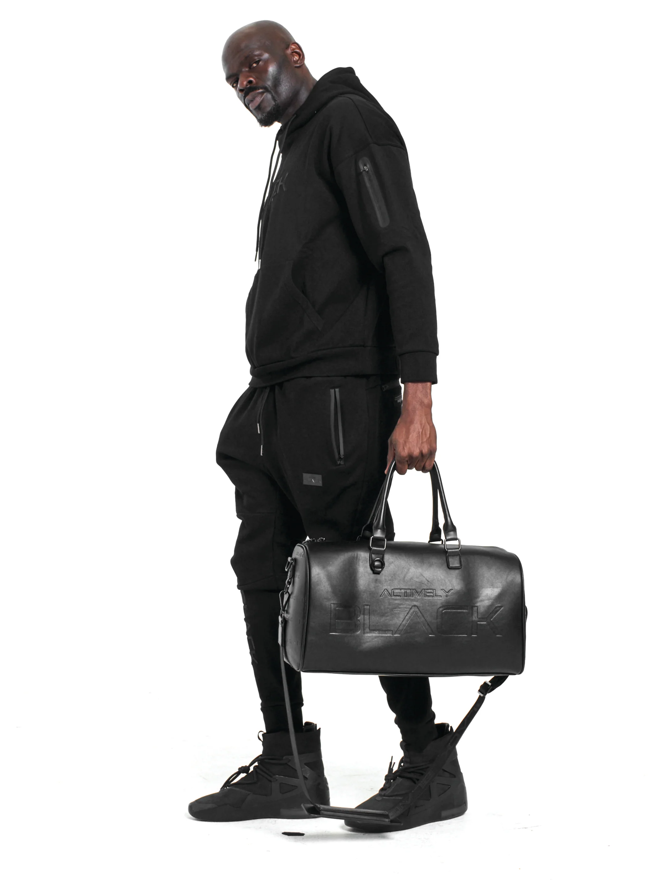 Actively Black Luxe Weekender Bag - Image 5