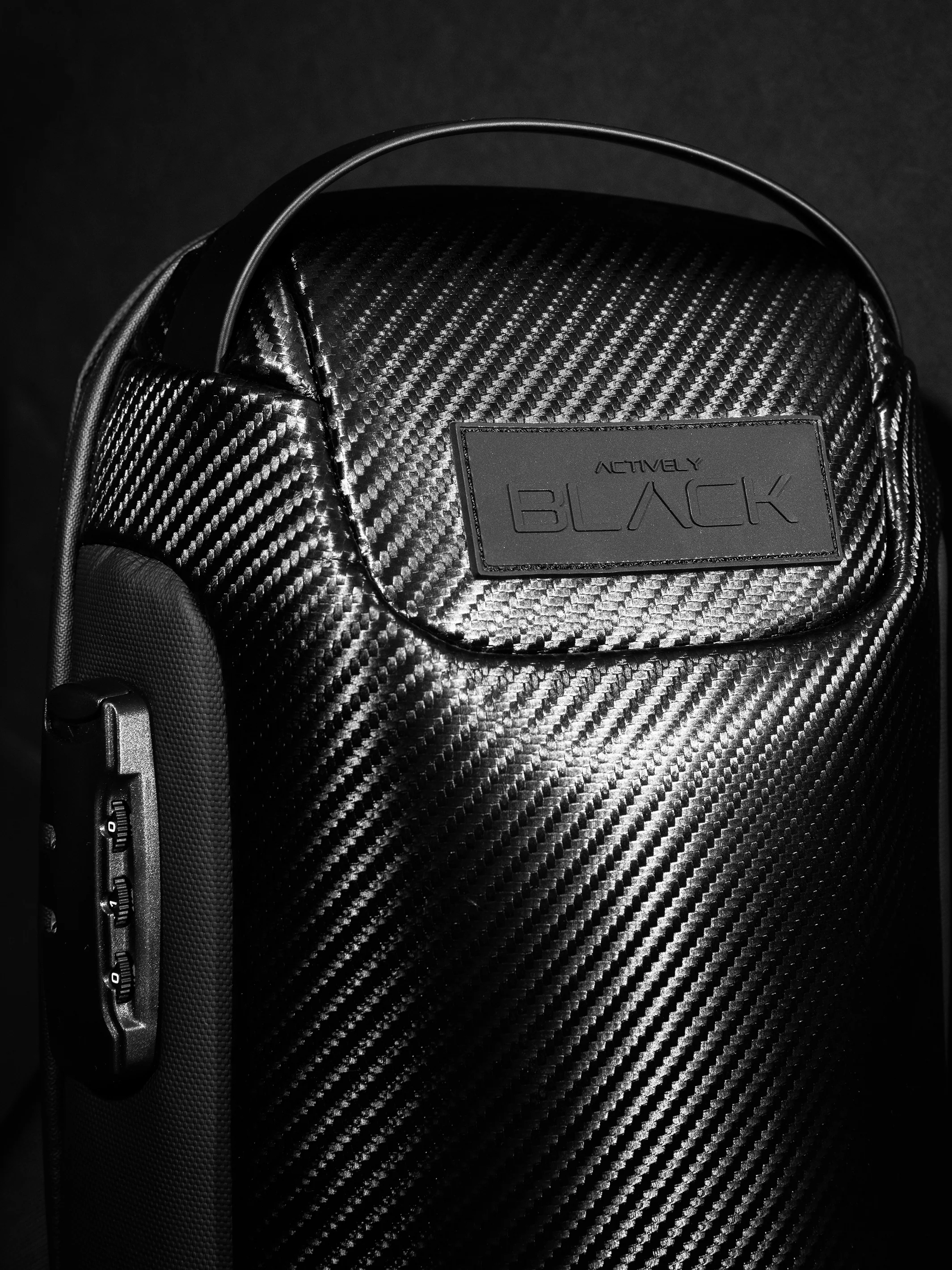 CrossBody Carbon Fiber Bag - Image 5