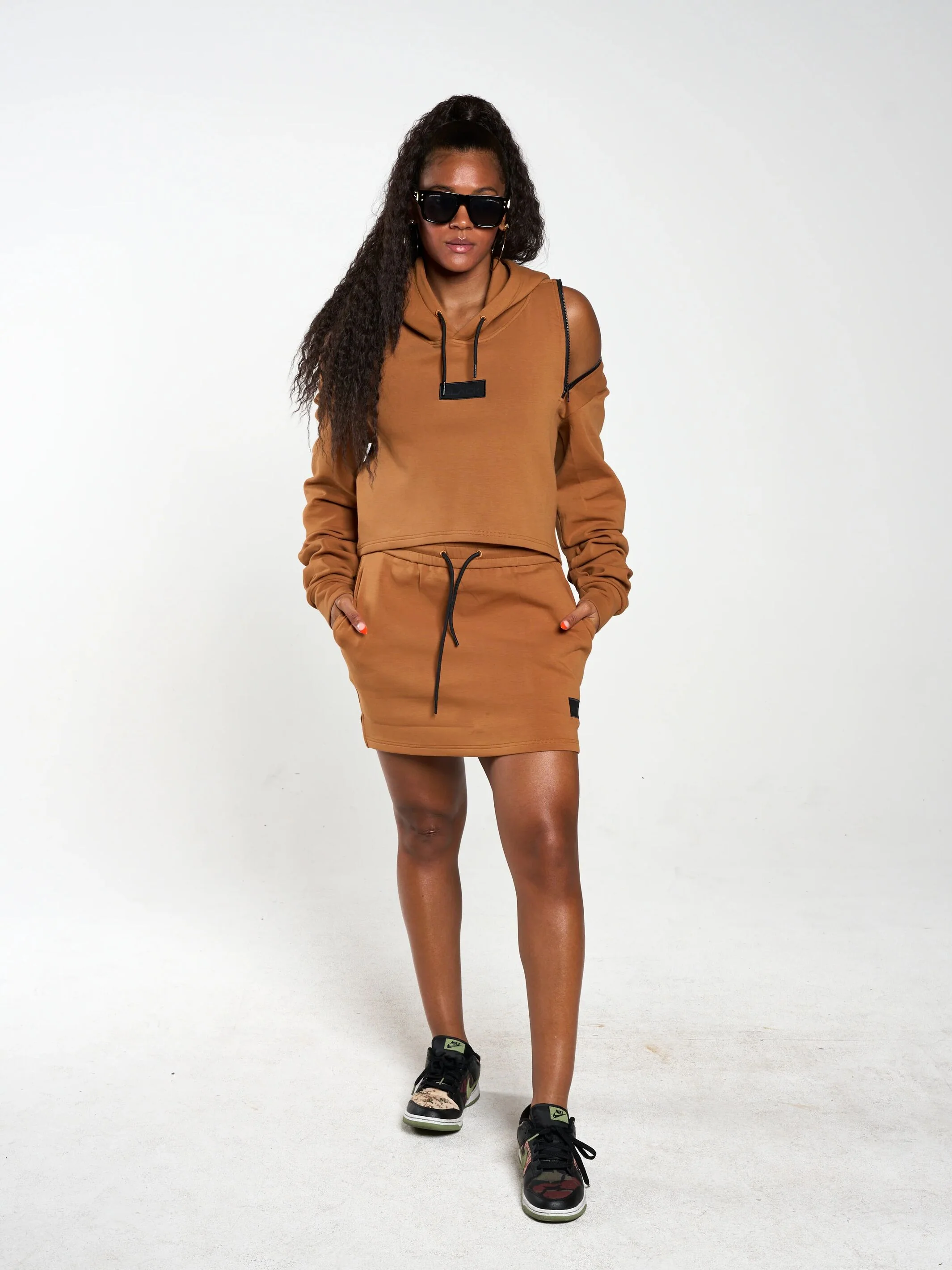 Women's Embossed Patch Crop Hoodie - Image 43